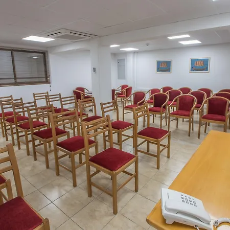Anesis Hotel 3*