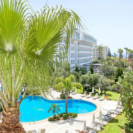 Anesis Hotel 3*