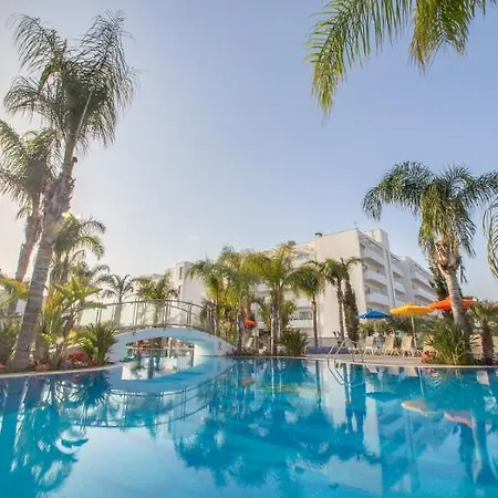 Anesis Hotel 3*