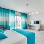 Anesis Hotel 3*