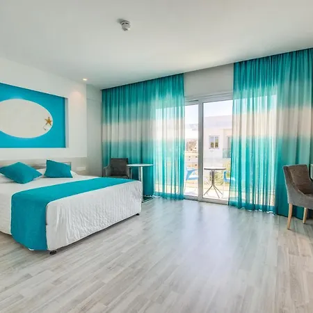 Anesis Hotel 3*