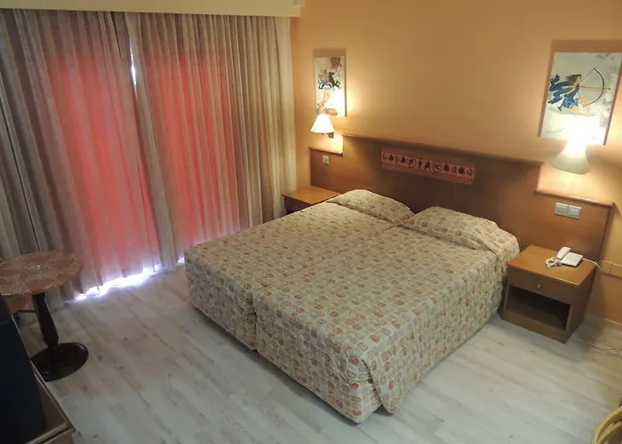 Hotell Anesis Ayia Napa