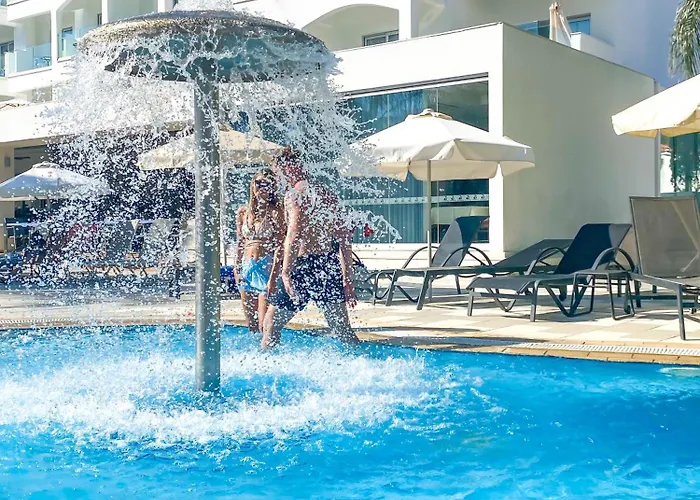 Hotel Anesis 3*